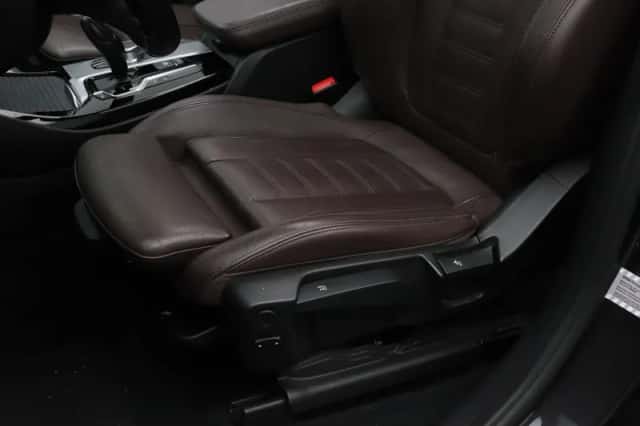 BMW X3 (2018) thumbnail 4