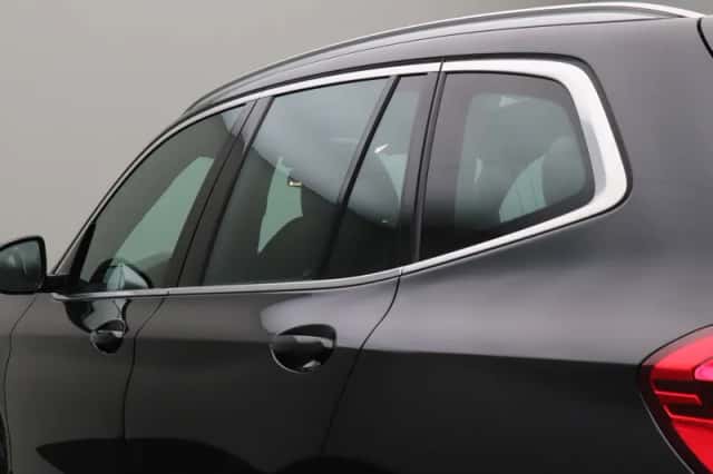 BMW X3 (2018) thumbnail 8