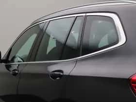 BMW X3 (2018) thumbnail 8