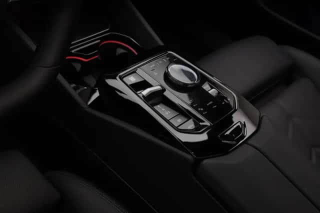 BMW 5-Serie (2025) thumbnail 6