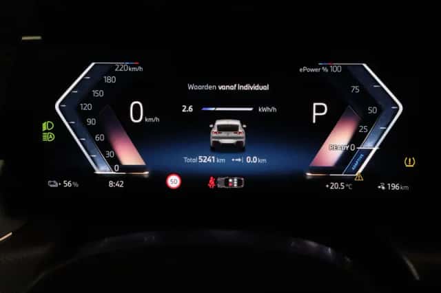 BMW iX2 (2025) thumbnail 3