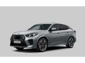 BMW iX2 (2025) thumbnail 4