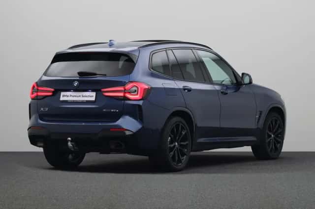 BMW X3 (2023) thumbnail 2
