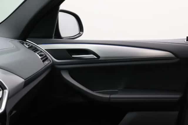 BMW X3 (2023) thumbnail 21