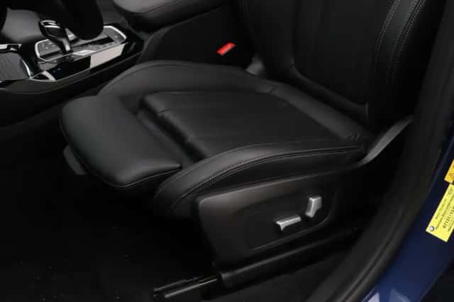 BMW X3 (2023) thumbnail 4