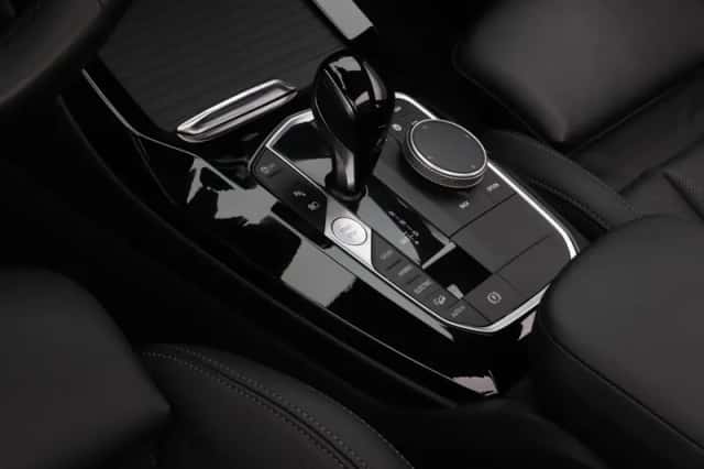 BMW X3 (2023) thumbnail 6