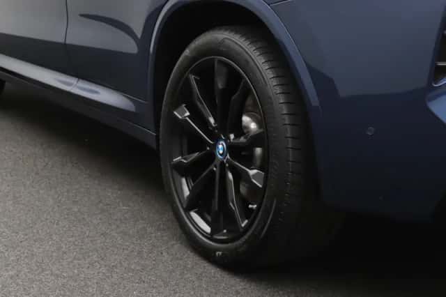 BMW X3 (2023) thumbnail 9