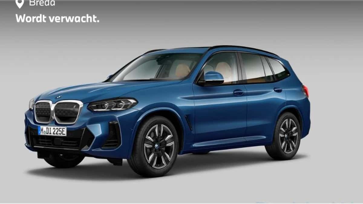 BMW iX3 (2023) — foto 1