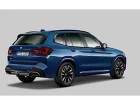BMW iX3 (2023) thumbnail 2