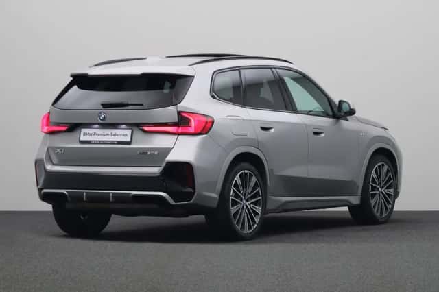 BMW X1 (2025) thumbnail 2