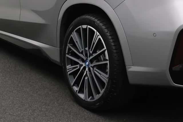 BMW X1 (2025) thumbnail 9