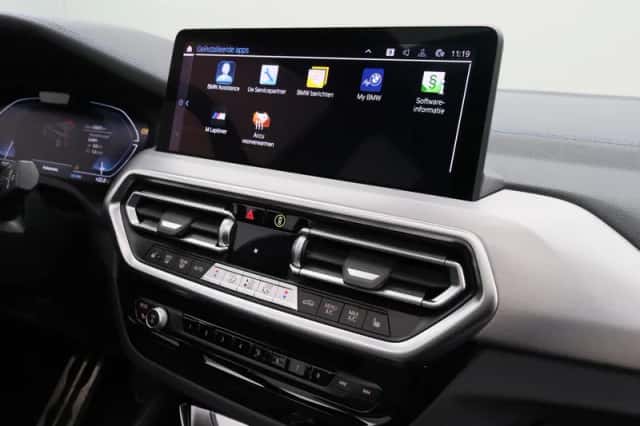 BMW iX3 (2023) thumbnail 23