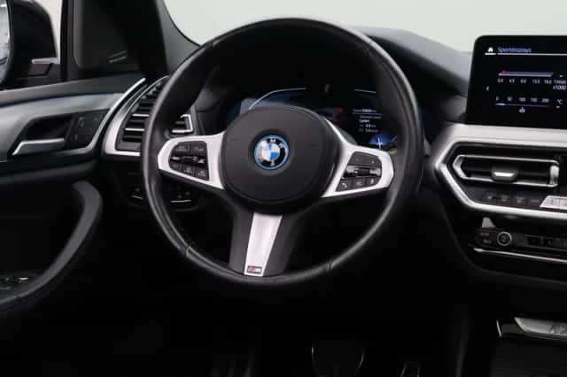 BMW iX3 (2023) thumbnail 26