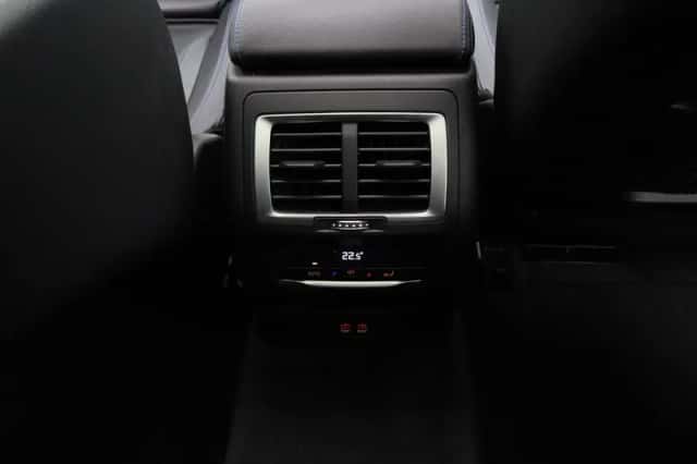 BMW iX3 (2023) thumbnail 28