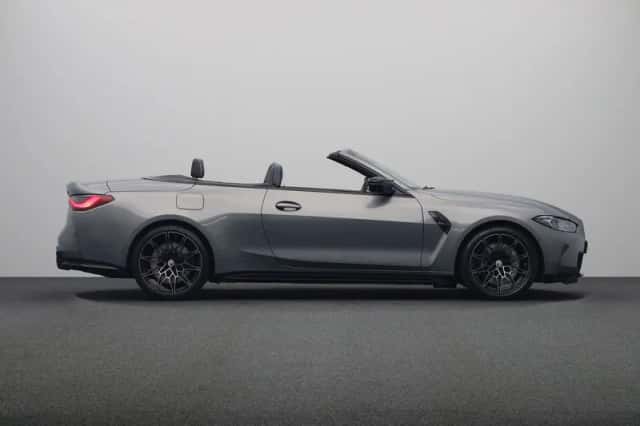 BMW M4 (2023) thumbnail 13