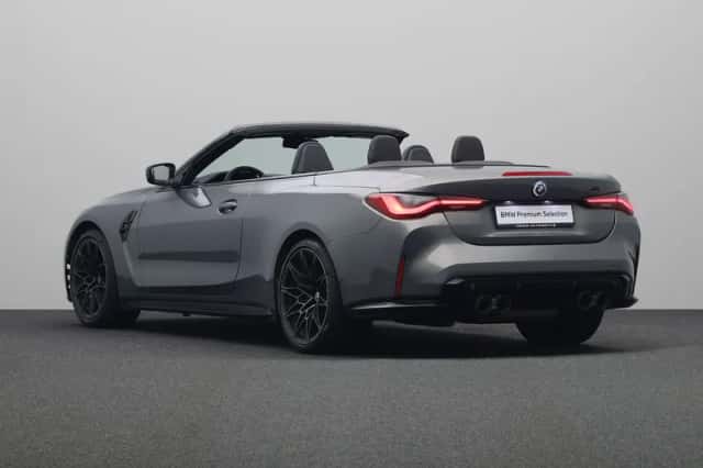 BMW M4 (2023) thumbnail 16
