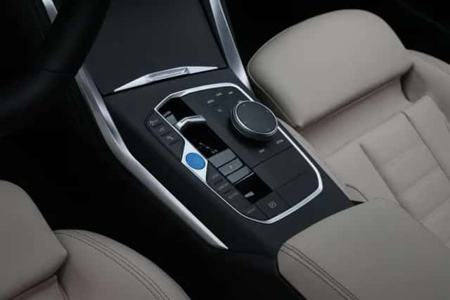 BMW i4 (2025) thumbnail 6