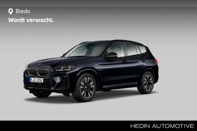 BMW iX3 (2023) thumbnail 1