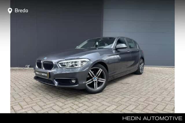 BMW 1-Serie (2018) thumbnail 1