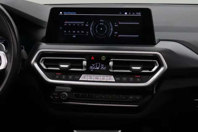 BMW X3 (2023) thumbnail 25