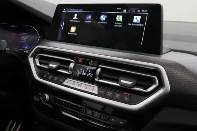 BMW X3 (2023) thumbnail 26