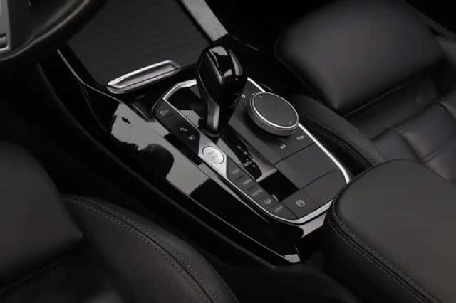 BMW X3 (2023) thumbnail 6