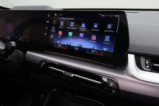 BMW X1 (2022) thumbnail 5