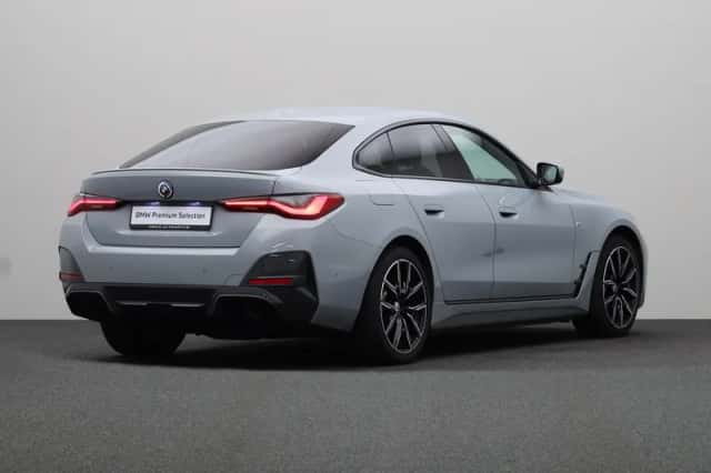 BMW i4 (2022) thumbnail 2