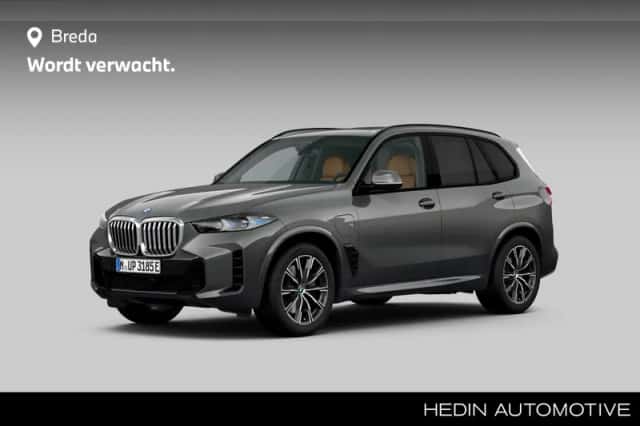 BMW X5 (2025) thumbnail 1