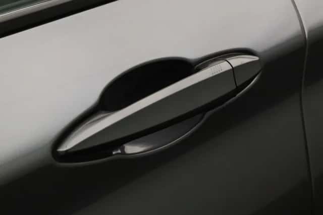 BMW X1 (2022) thumbnail 12