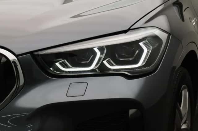 BMW X1 (2022) thumbnail 16