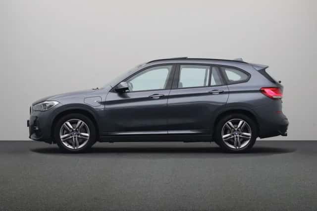 BMW X1 (2022) thumbnail 17
