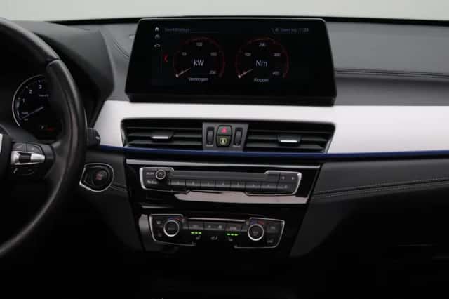 BMW X1 (2022) thumbnail 24