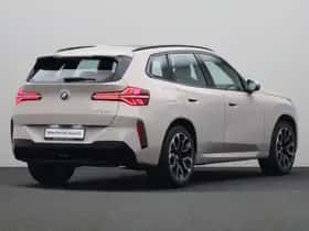 BMW X3 (2024) thumbnail 2