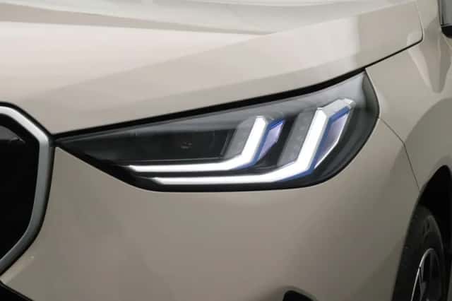 BMW X3 (2024) thumbnail 16