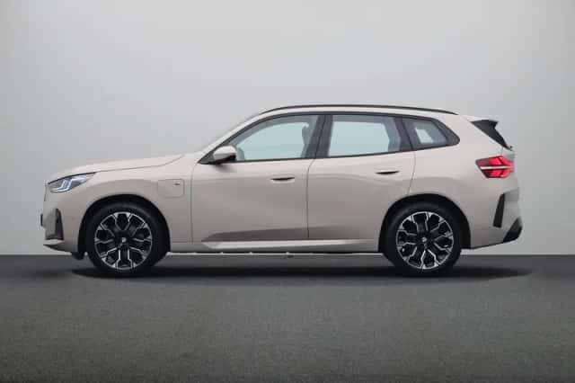 BMW X3 (2024) thumbnail 17