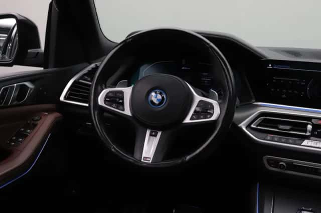 BMW X5 (2022) thumbnail 24