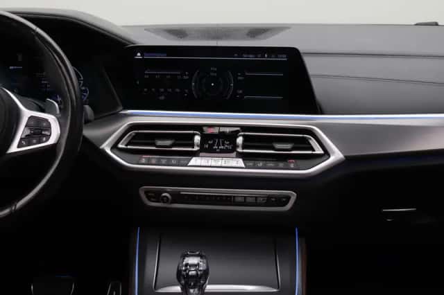 BMW X5 (2022) thumbnail 25
