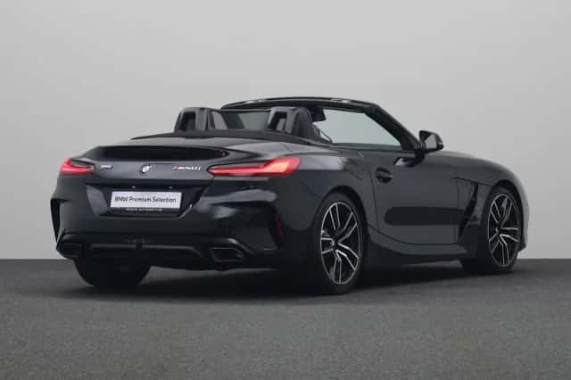 BMW Z4 (2023) thumbnail 2