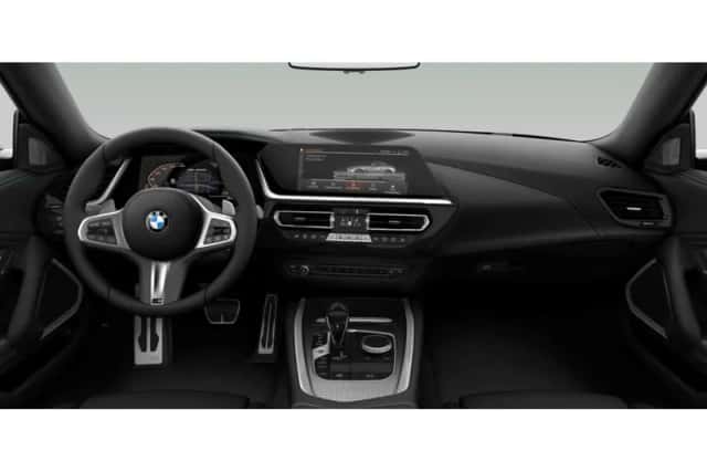 BMW Z4 (2023) thumbnail 2