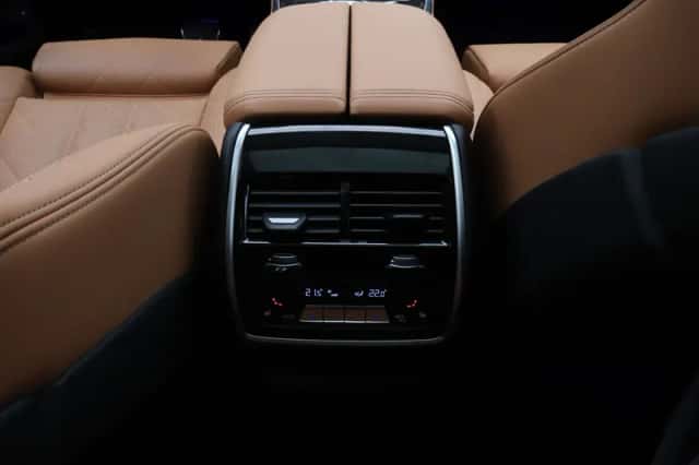 BMW X5 (2025) thumbnail 24