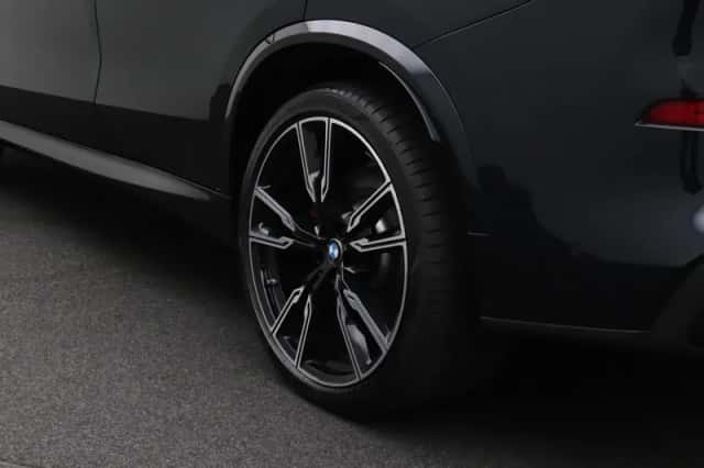 BMW X5 (2025) thumbnail 9