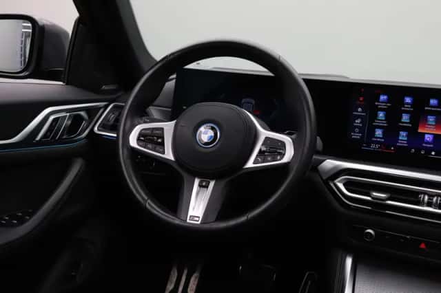 BMW i4 (2024) thumbnail 22
