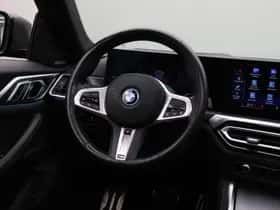 BMW i4 (2024) thumbnail 22