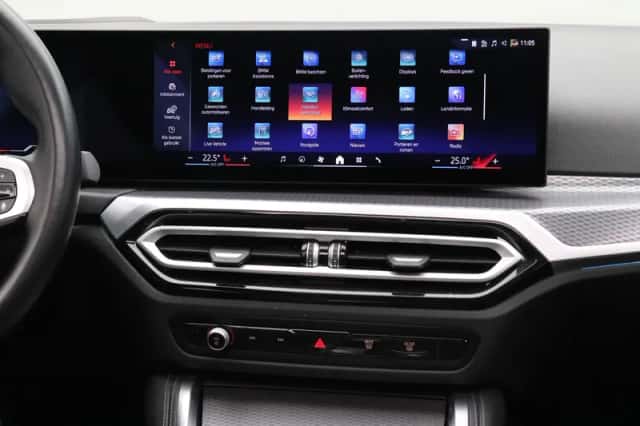 BMW i4 (2024) thumbnail 23