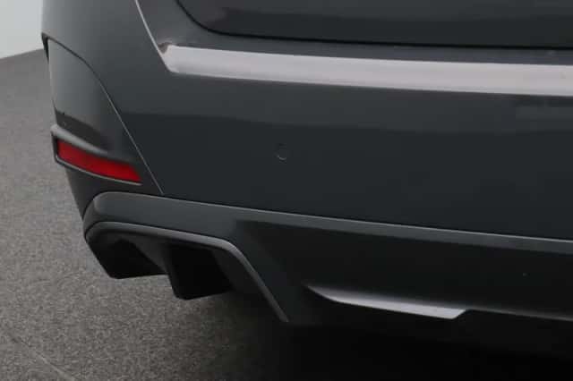 BMW i4 (2024) thumbnail 10