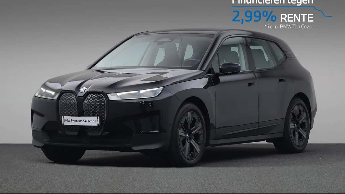 BMW iX (2022) — foto 1