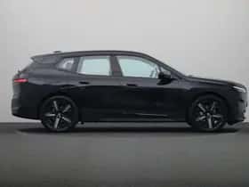 BMW iX (2022) thumbnail 12