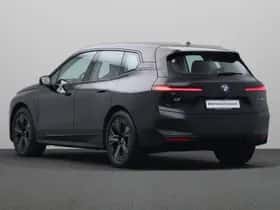 BMW iX (2022) thumbnail 16