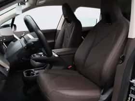 BMW iX (2022) thumbnail 4